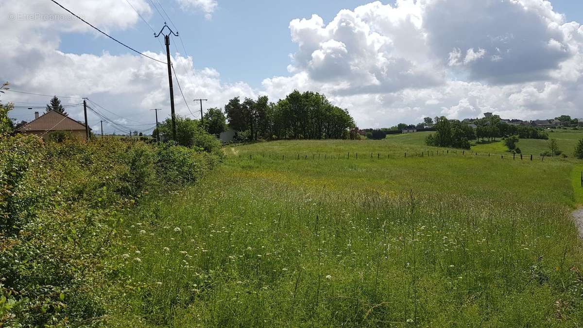 Terrain à ALLASSAC