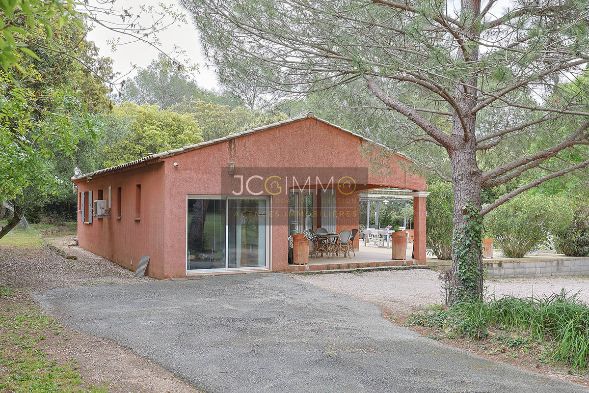 Maison à BRIGNOLES