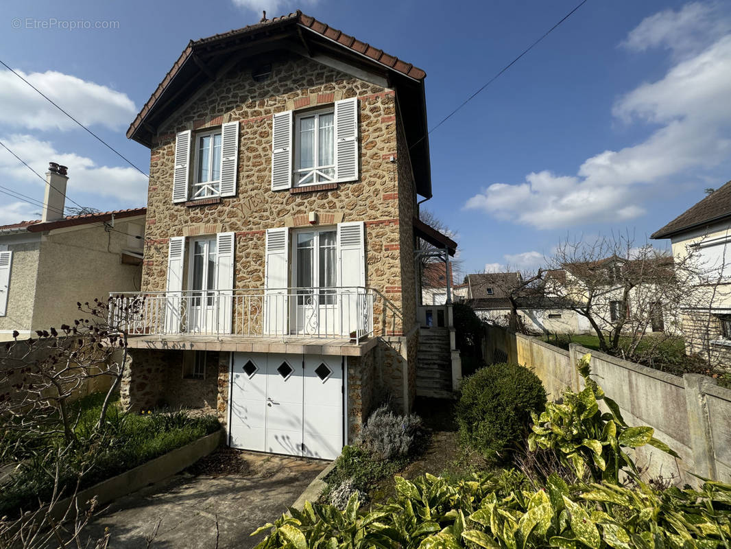 Maison à CHELLES