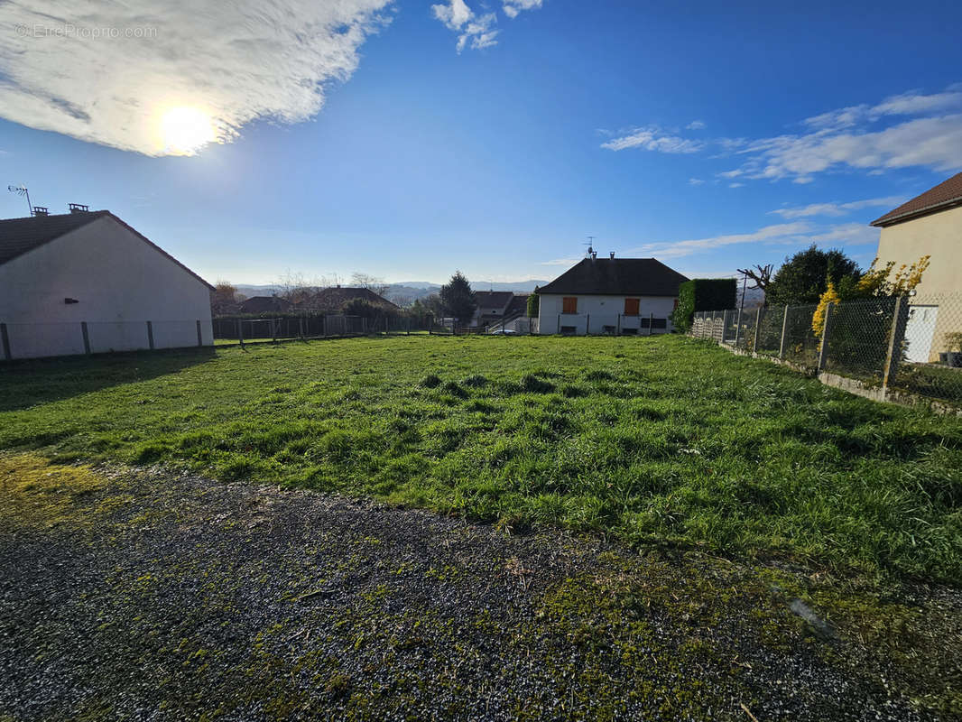 Terrain à MARSAC