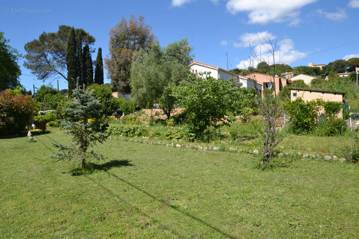 Maison à VALLAURIS