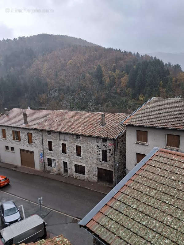 Appartement à SAINT-MARTIN-DE-VALAMAS