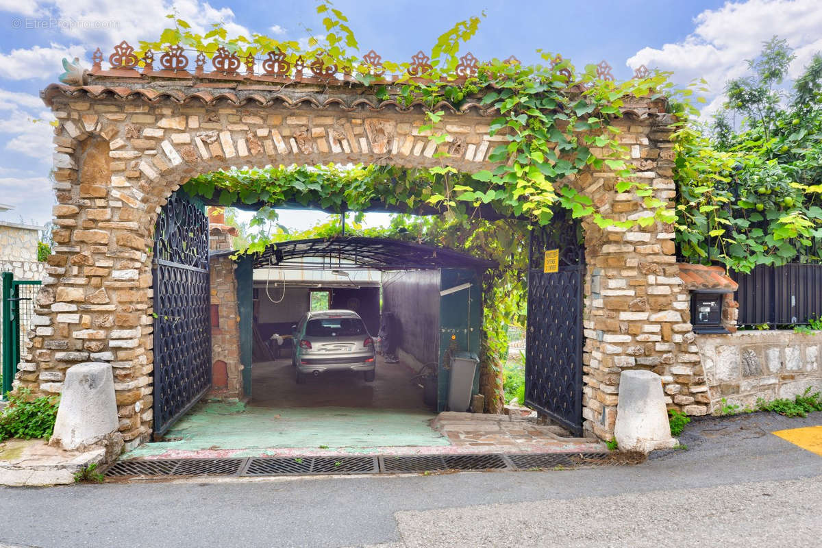 Maison à ROQUEBRUNE-CAP-MARTIN