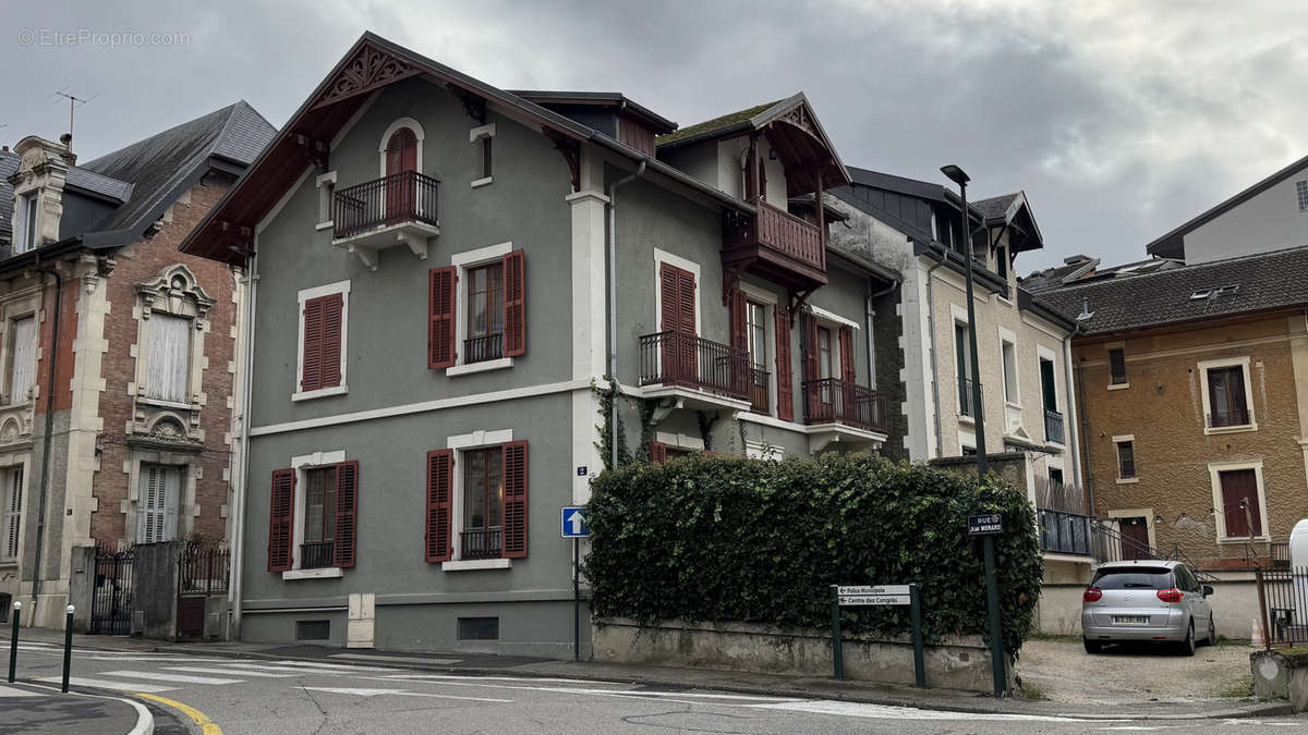 Appartement à AIX-LES-BAINS