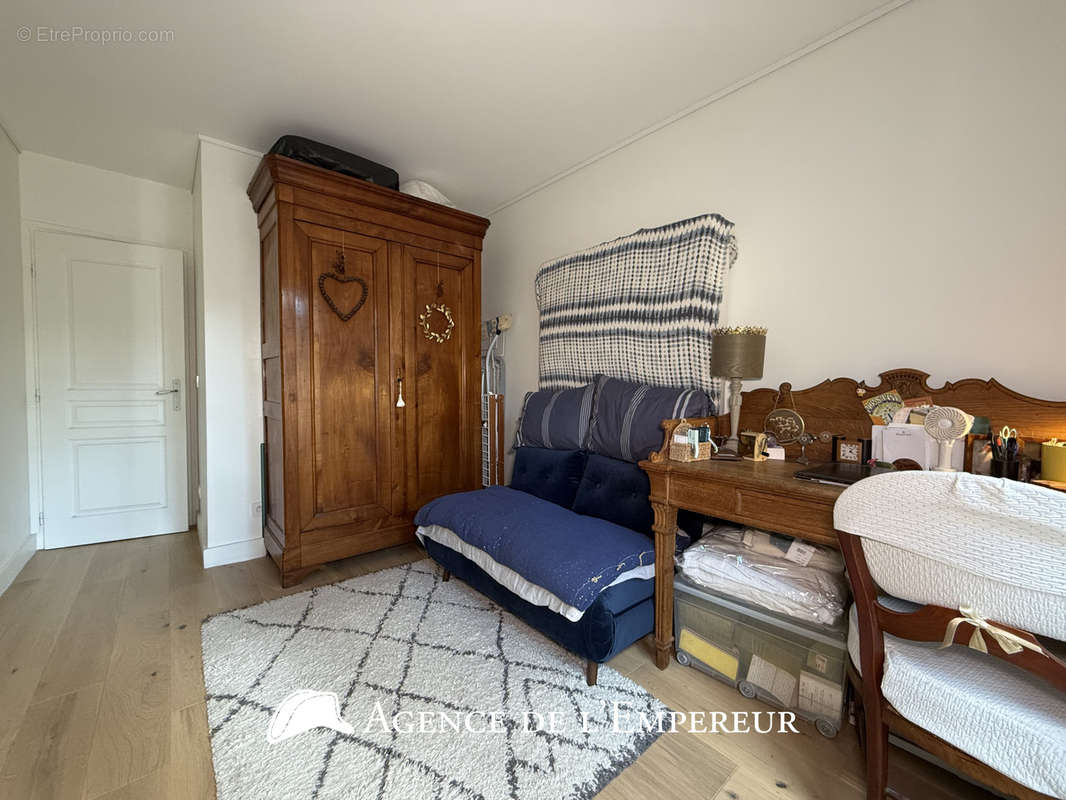 Appartement à RUEIL-MALMAISON