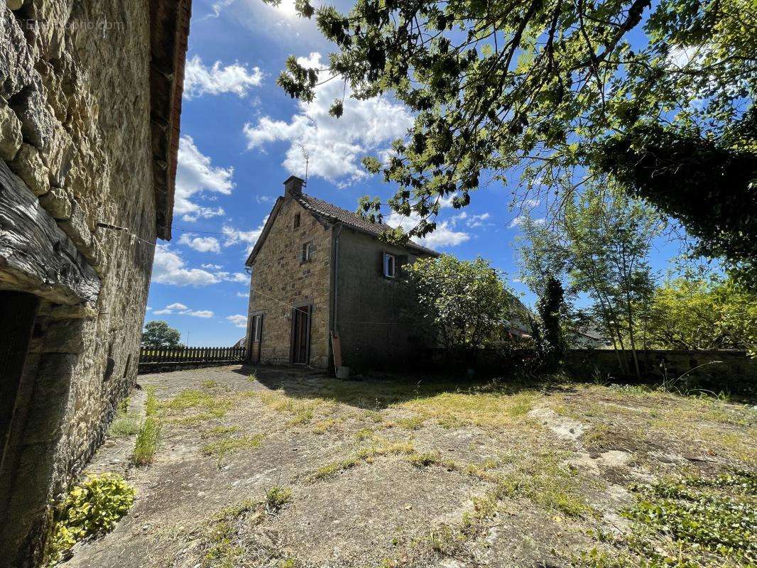 Maison à SAINT-FELIX-DE-LUNEL