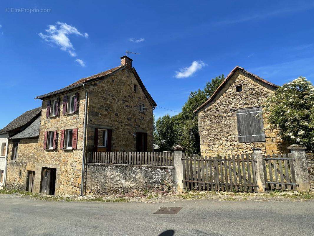 Maison à SAINT-FELIX-DE-LUNEL