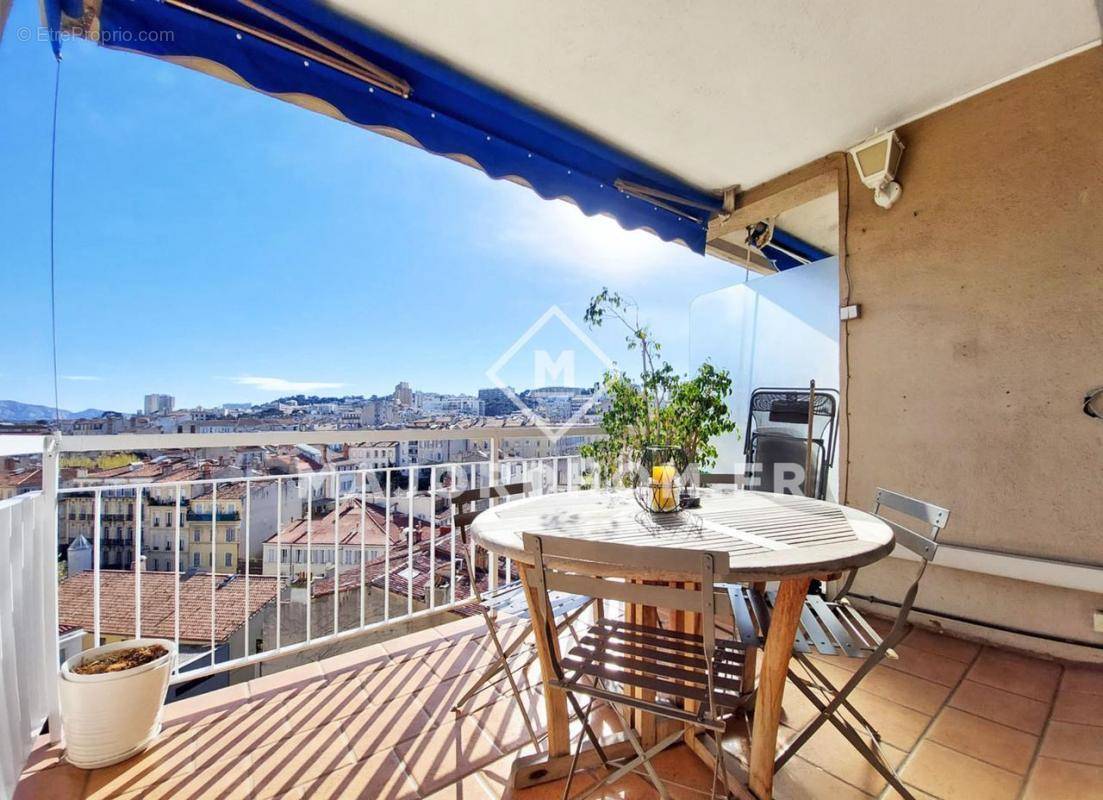 Appartement à MARSEILLE-6E