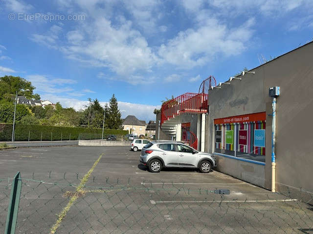 Commerce à MALEMORT-SUR-CORREZE