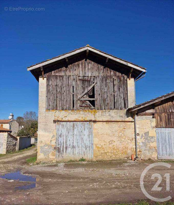 Maison à QUEYRAC