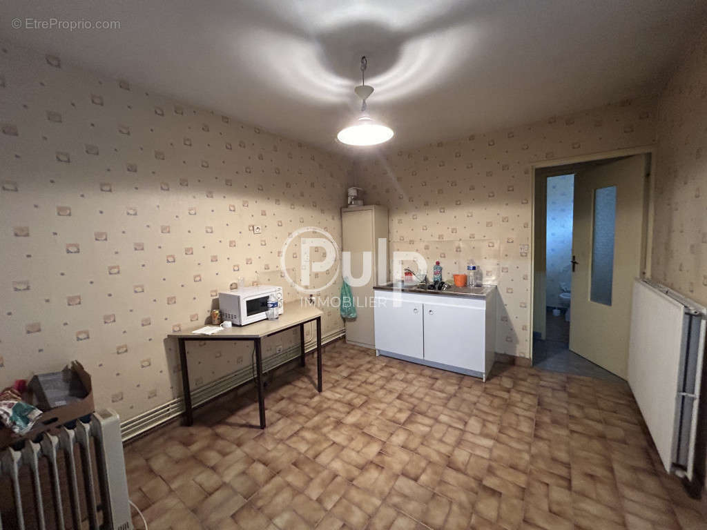 Appartement à PERNES