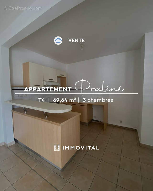 Appartement à BAIE-MAHAULT