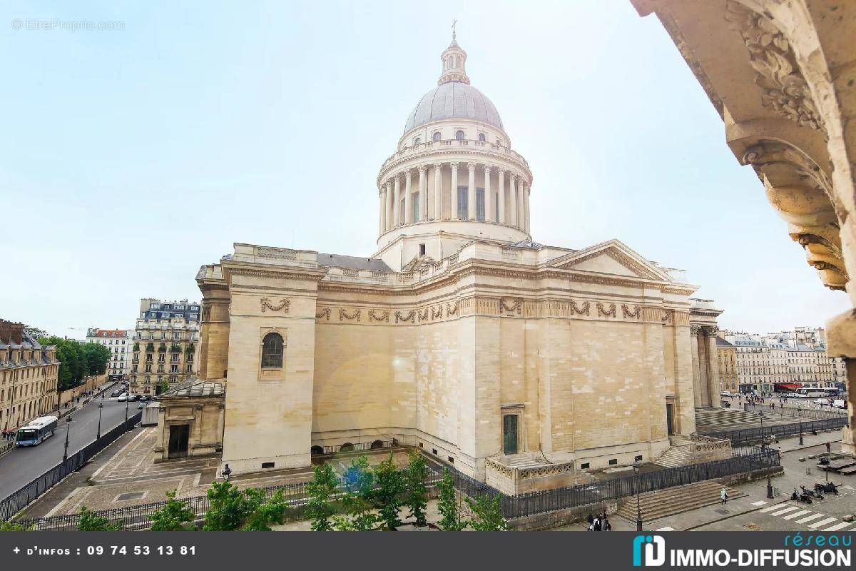 Maison à PARIS-5E