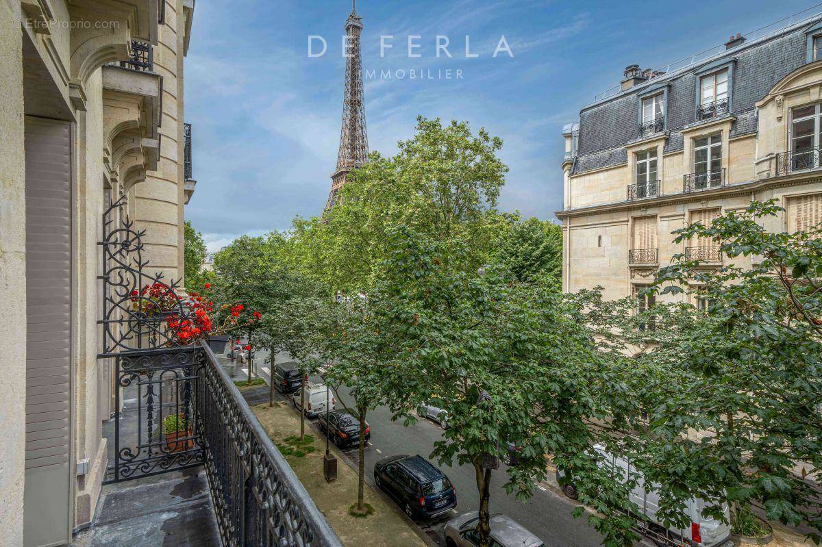 Appartement à PARIS-7E