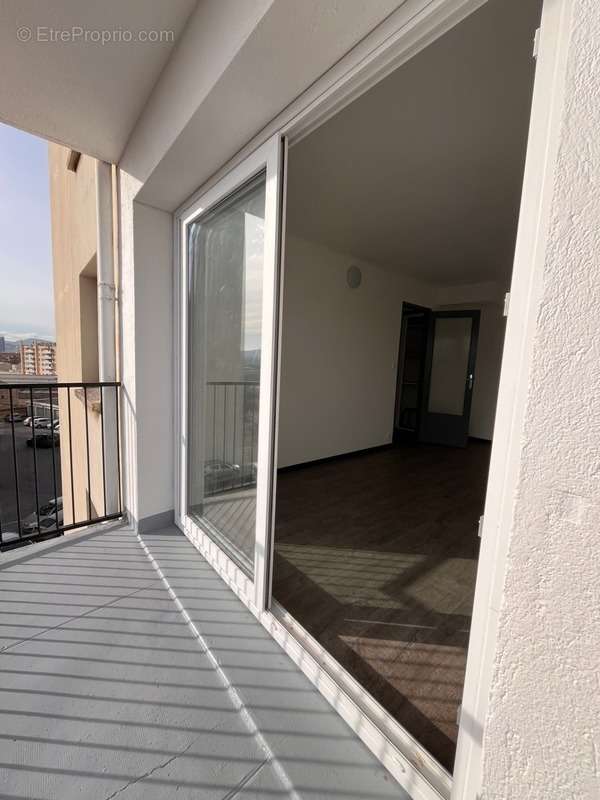 Appartement à MARSEILLE-15E