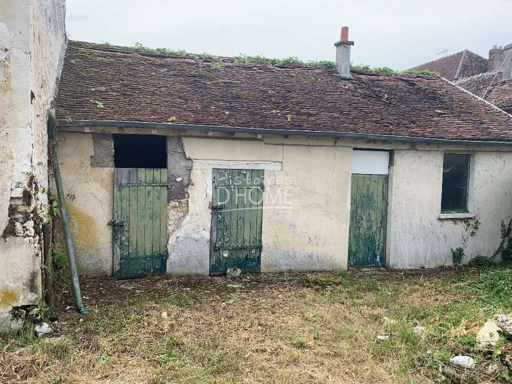 Terrain à LA FERTE-GAUCHER