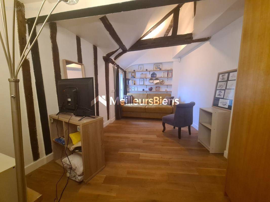 Appartement à PARIS-6E