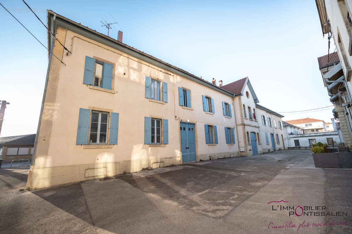 Appartement à PONTARLIER