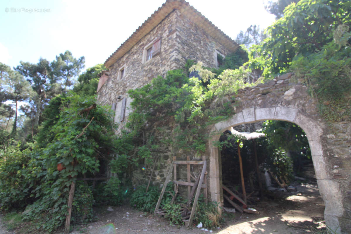 Maison à SAINT-JEAN-DU-GARD