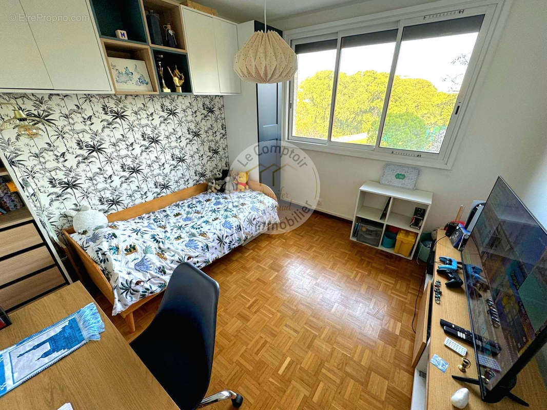 Appartement à MARSEILLE-9E