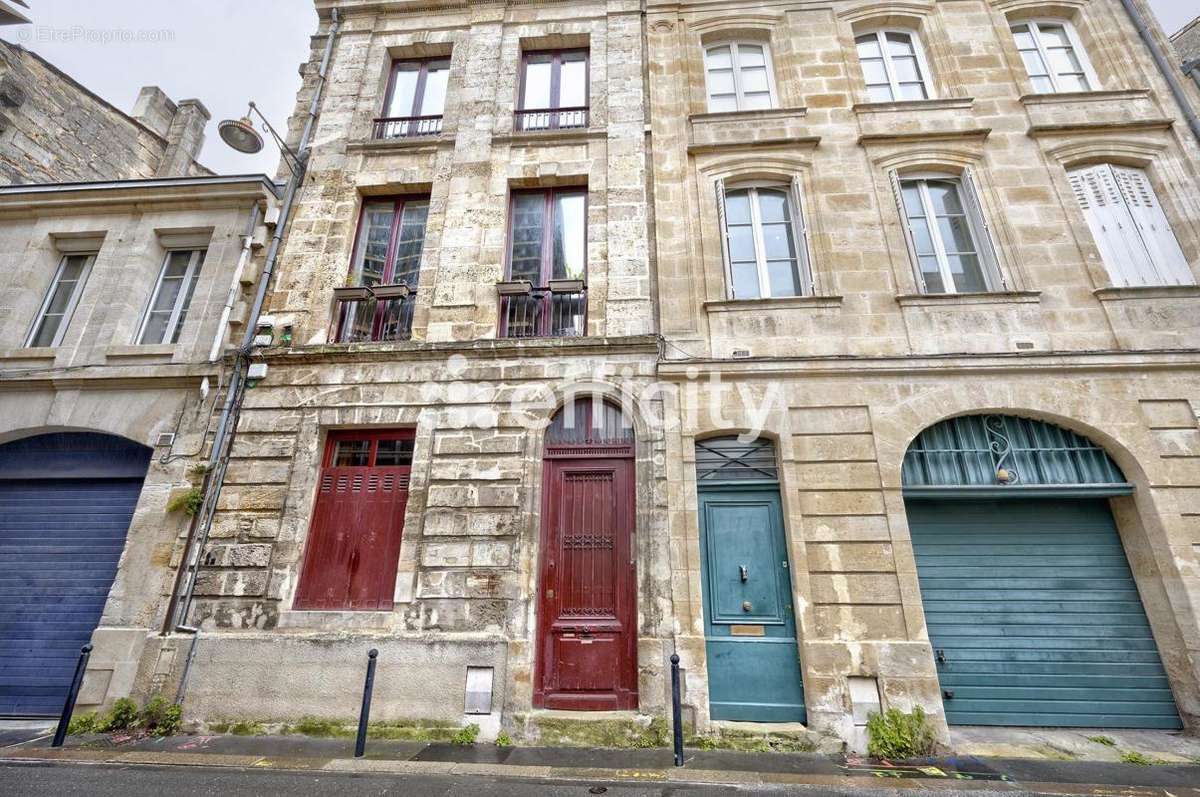 Appartement à BORDEAUX