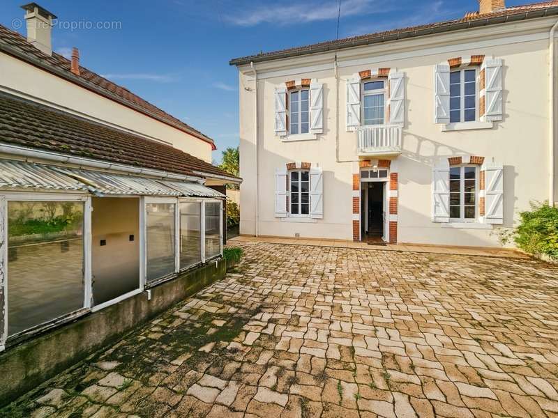 Maison à TARBES