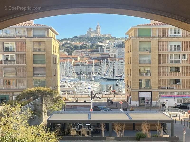 Appartement à MARSEILLE-8E