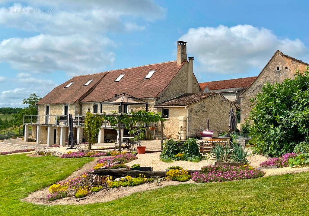 Maison à BEAUMONT-DU-PERIGORD