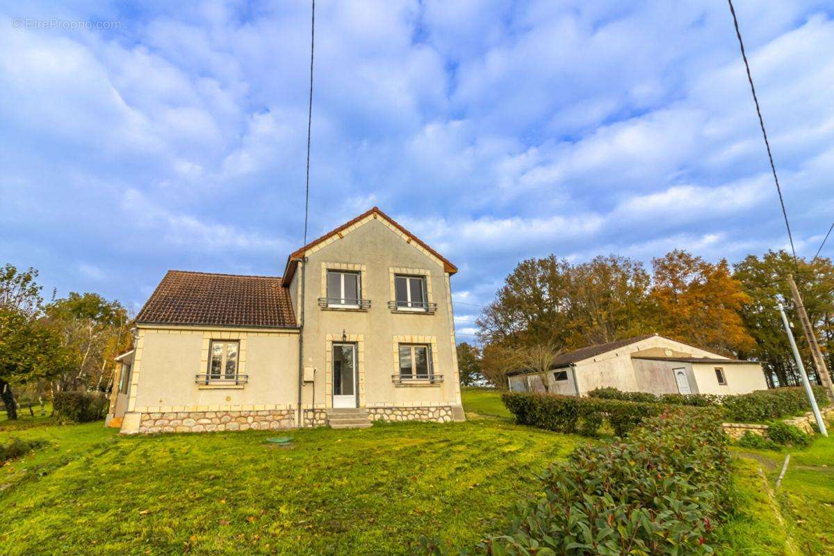 Maison à VARENNES-SUR-FOUZON