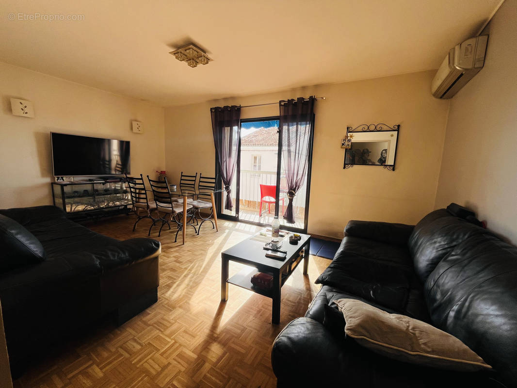 Appartement à MARSEILLE-9E