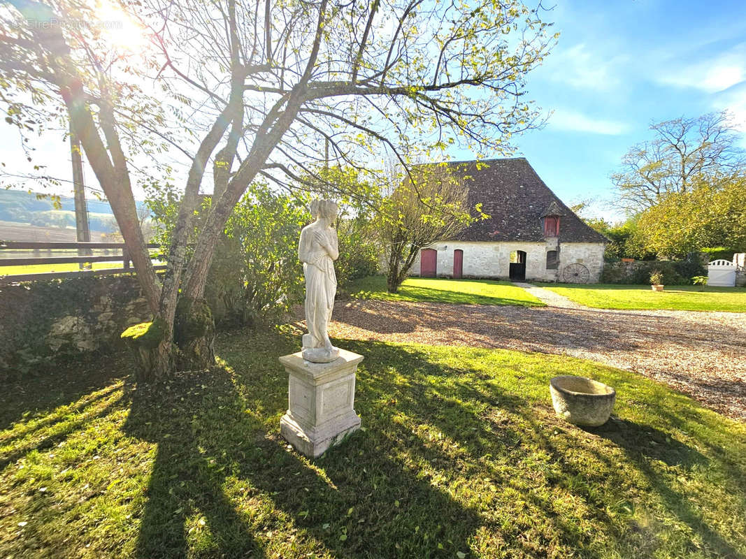 Maison à PINEL-HAUTERIVE