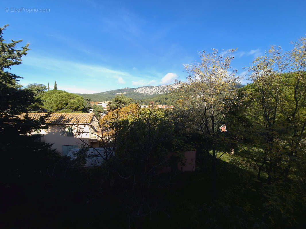 Appartement à LA VALETTE-DU-VAR