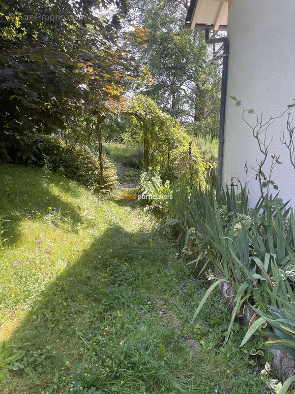 Maison à LIGNIERES