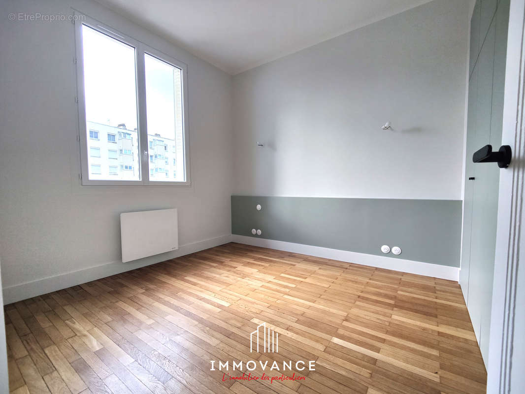 Appartement à COURBEVOIE