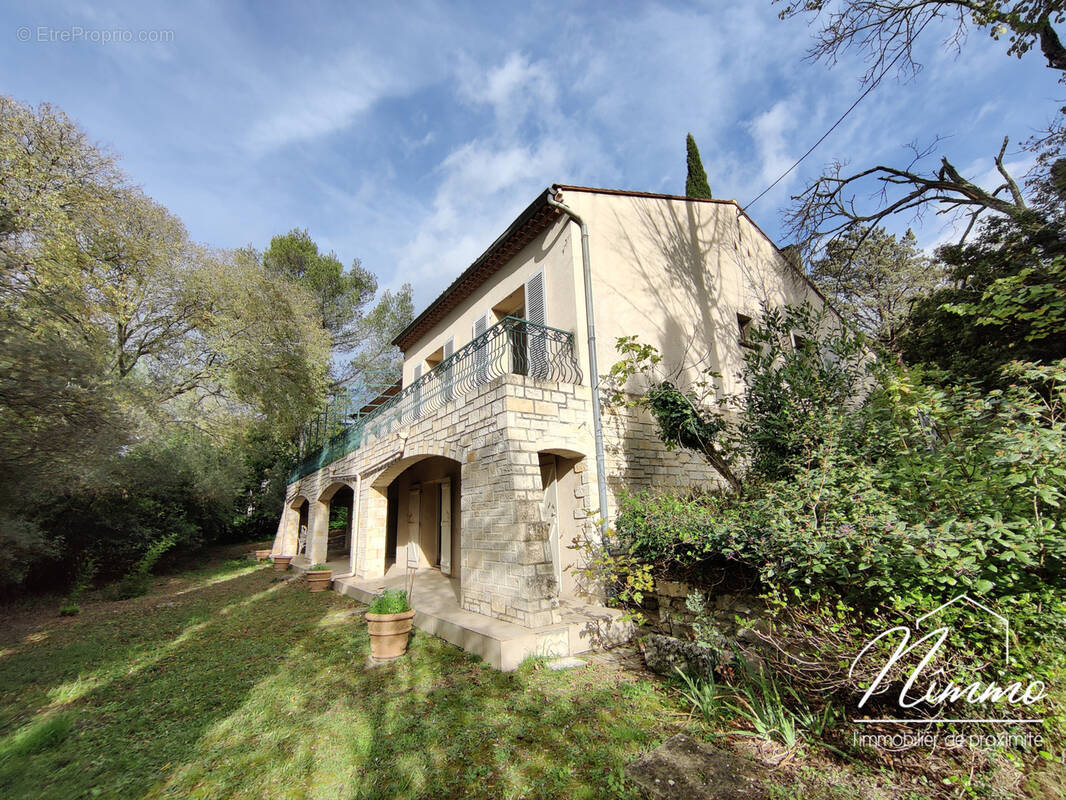 Maison à NIMES