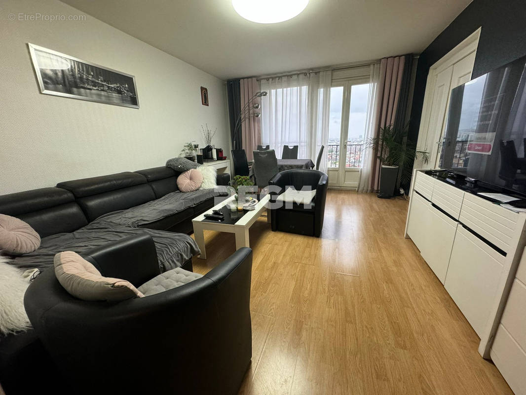 Appartement à ASNIERES-SUR-SEINE