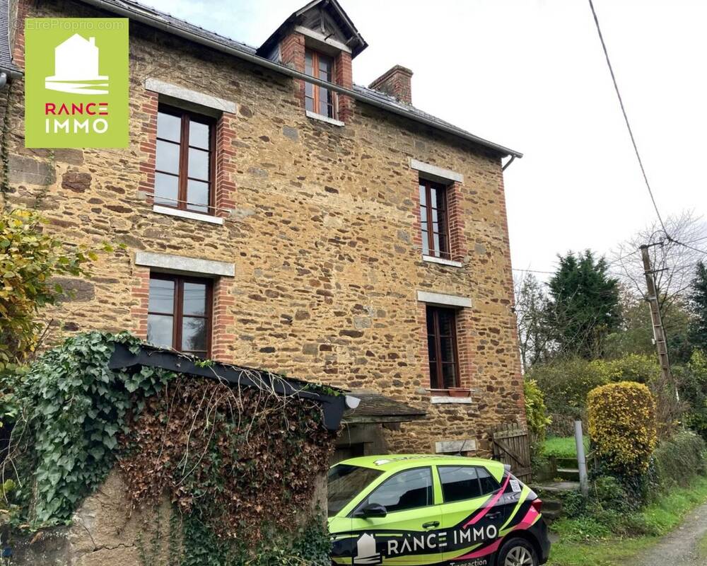 Maison à PLOUER-SUR-RANCE