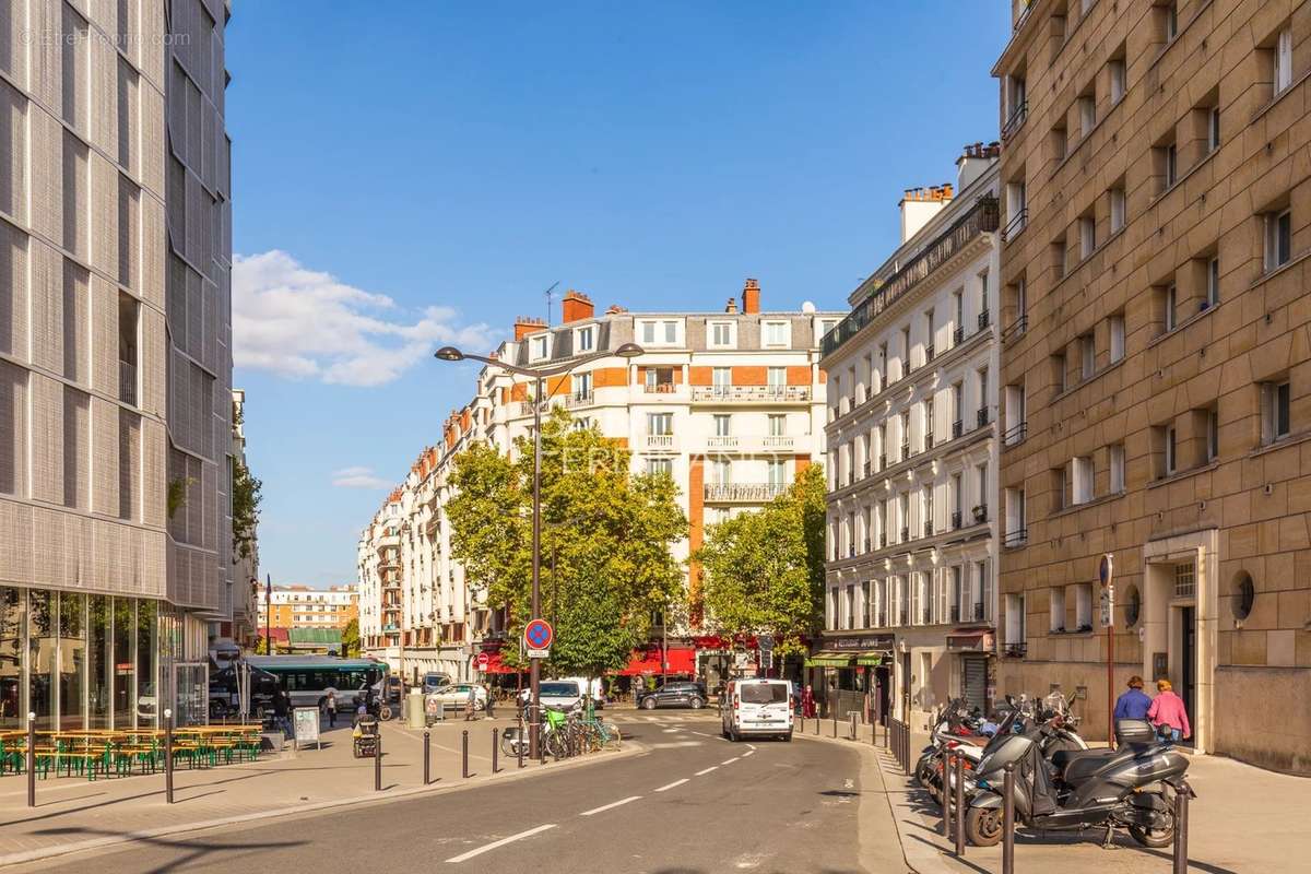 Appartement à PARIS-17E