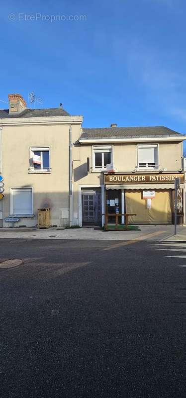 Appartement à CHEMIRE-SUR-SARTHE