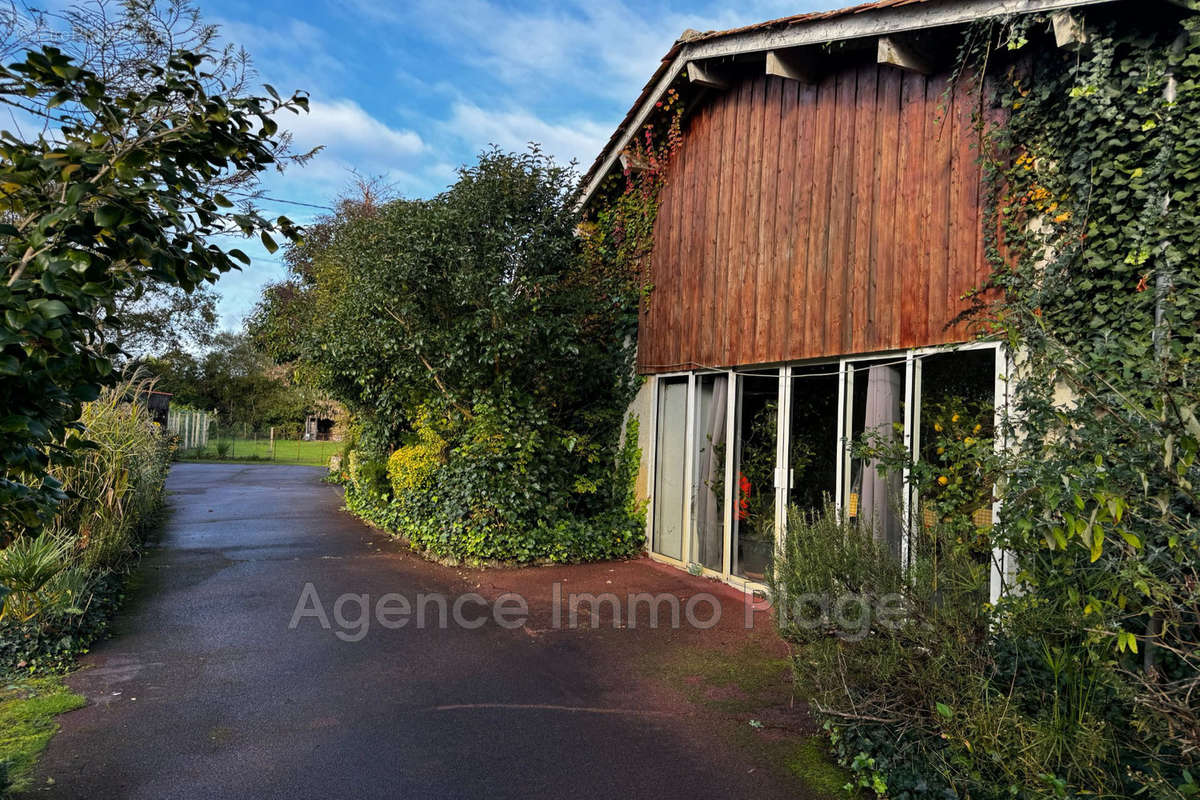 Maison à VENDAYS-MONTALIVET