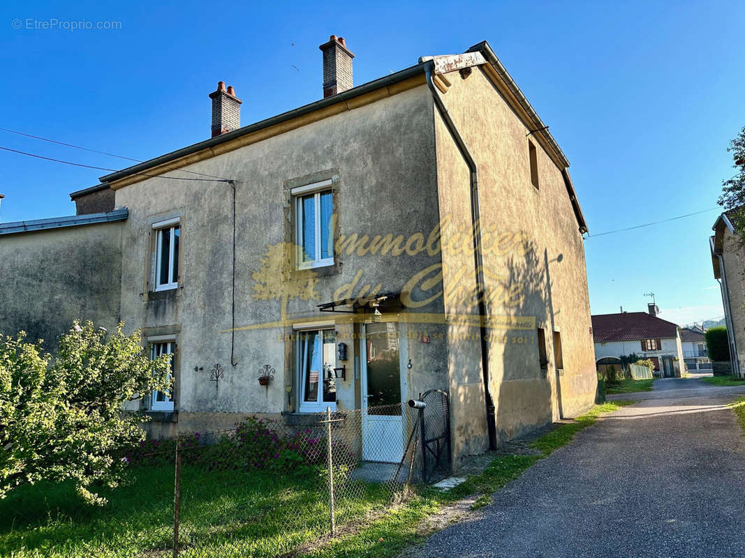 Maison à DEMANGEVELLE