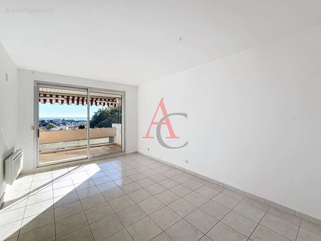 Appartement à CAGNES-SUR-MER