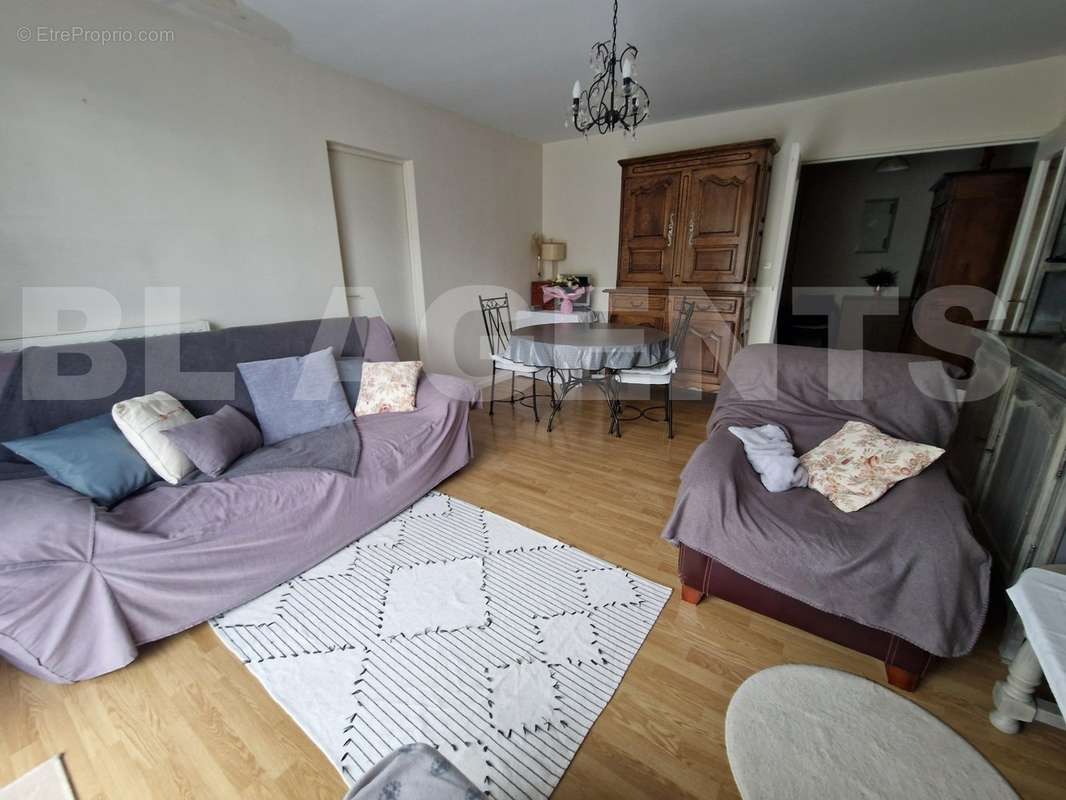 5 - Appartement à SENS