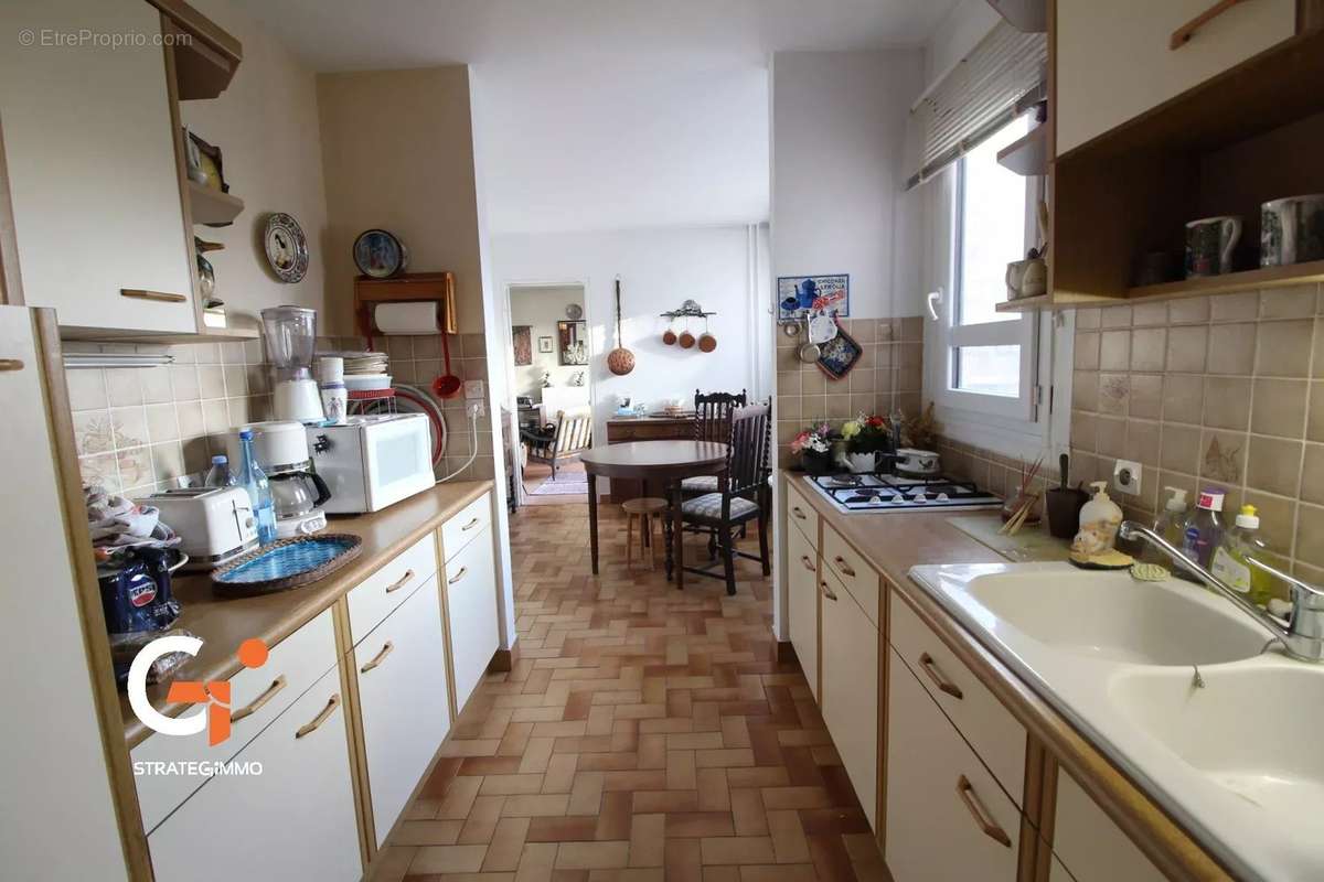 Appartement à MONT-SAINT-AIGNAN