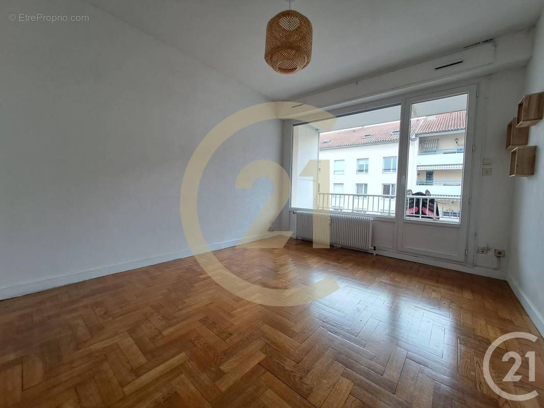 Appartement à LYON-8E