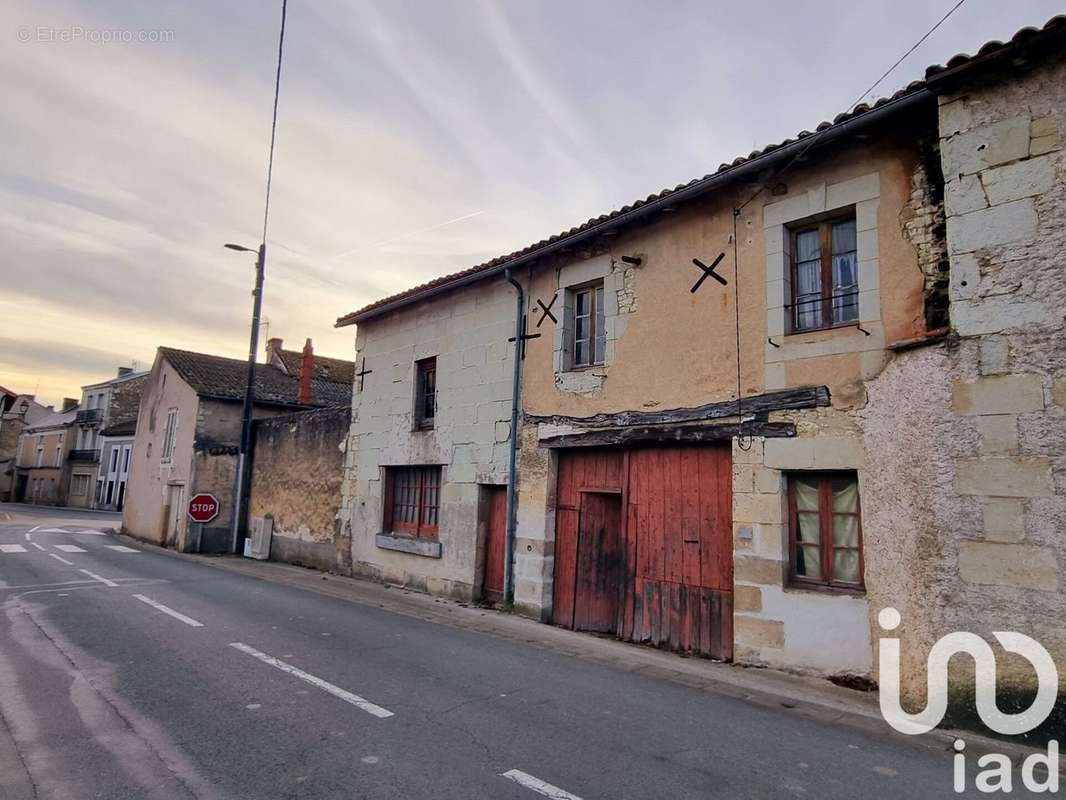 Photo 2 - Maison à MARIGNY-BRIZAY