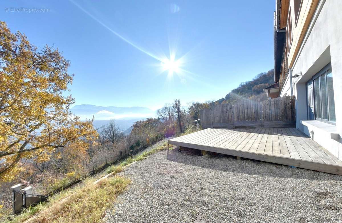 Appartement à SEYSSINET-PARISET