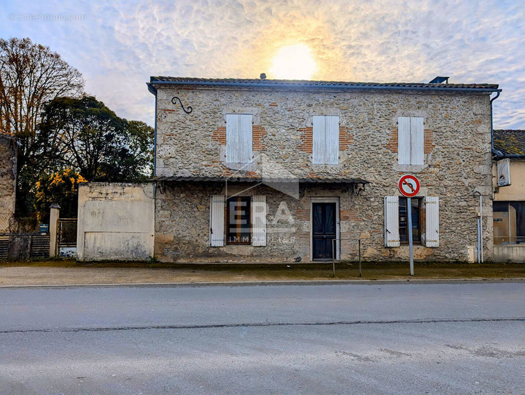 Maison à SERIGNAC-SUR-GARONNE