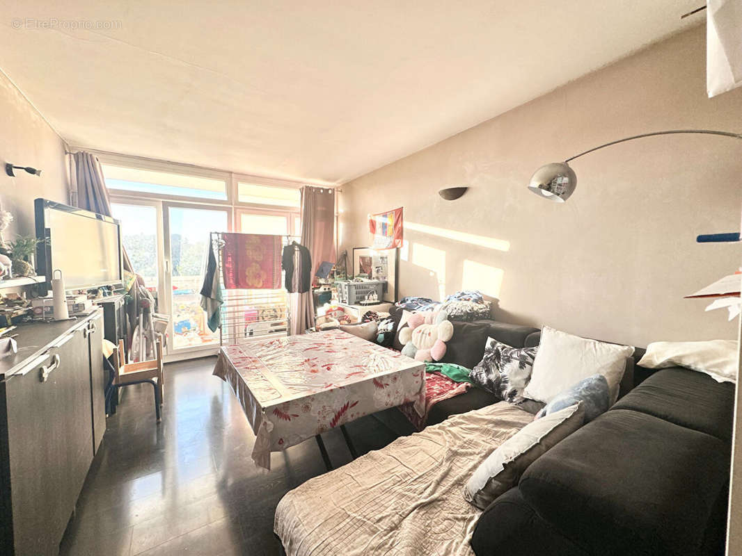 Appartement à MARSEILLE-15E