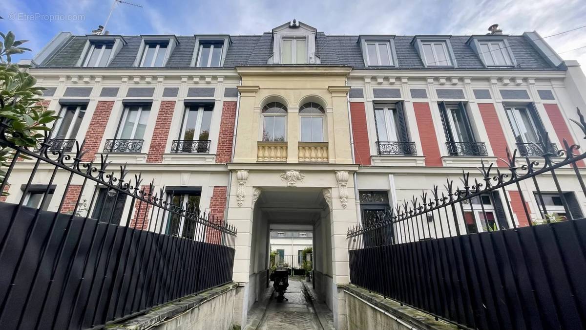 Appartement à LE RAINCY